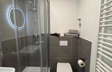 Cozy Studio Steglitz Sleeps 4 Near center - Foto 8