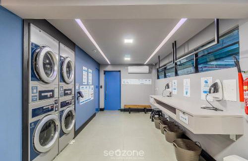 RUP - Equipped Studios in Building with Pool - Photo 7