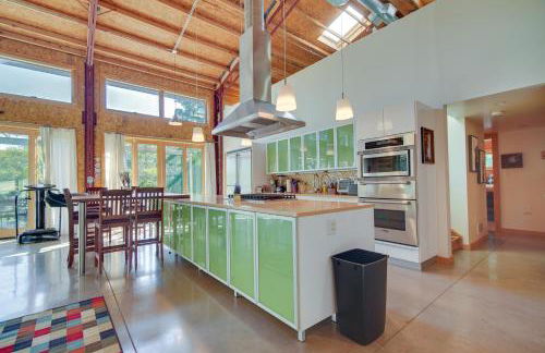 Riverfront Libertyville Retreat with Outdoor Kitchen - Foto 10