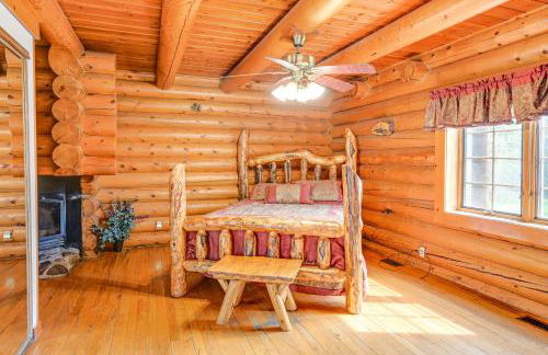 Indoor Pool and Hot Tub! Spacious Sterling Cabin - Foto 16