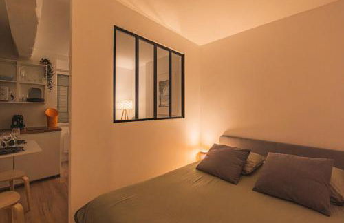 FLORA,centre Reims,parking privé - Foto 15