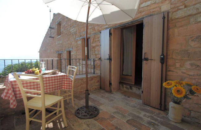 Graceful Holiday Home in Acqualagna With Swimming Pool - Foto 52