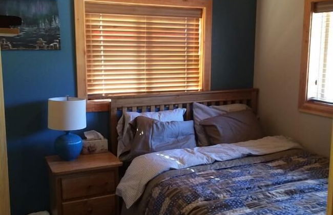 Silver Bullet Inn by Apex Accommodations - Photo 3