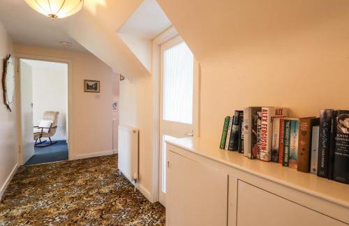 Holly Hoose - Foto 15