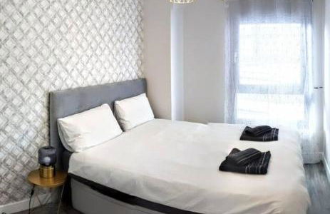 Historical center flat with pool, tennis & parking - Photo 13