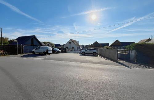 Chaleureux chalet à 3 minutes à pied de la mer - Parking gratuit - Photo 32