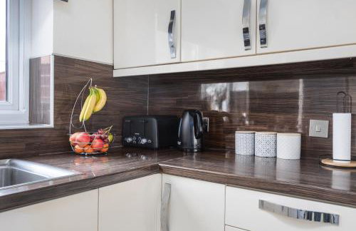 Spacious Luxurious Serviced Accommodation 6 - Photo 34