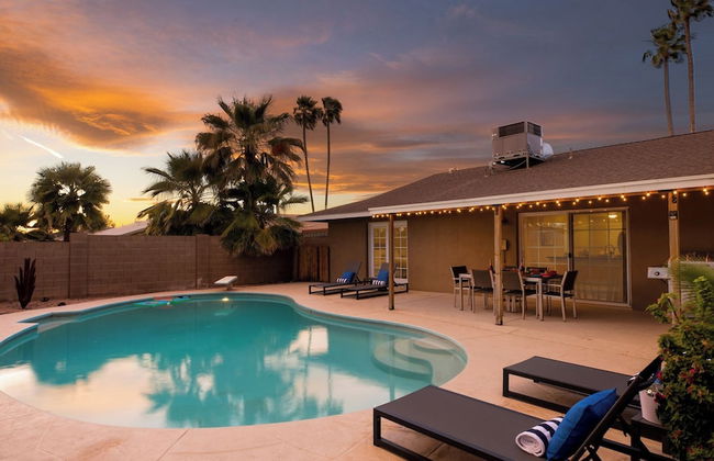 West Ridge by Avantstay Pool, Fire Pit, Al Fresco Dining 7 Mins to Downtown - Foto 1