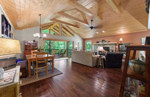 Tree Top Mountain Lodge - Photo 5