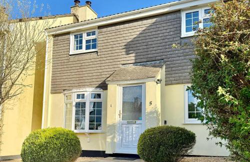 5 Lower Elms - Photo 1