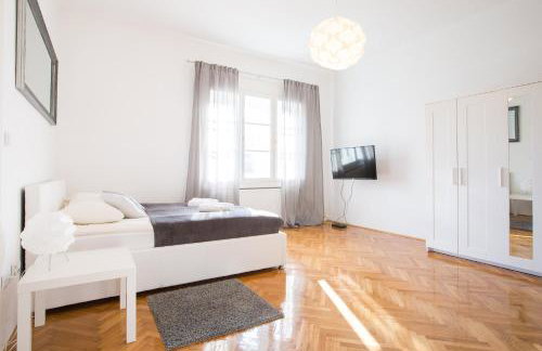 Apartment Ribnjak - Photo 5