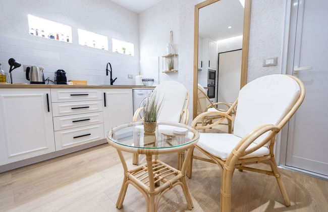 Boho Central Apartment - Photo 49