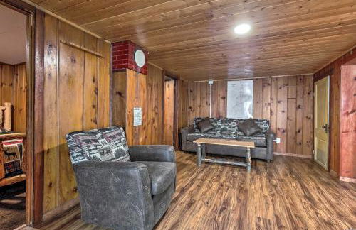 Lakefront Minocqua Cabin with Dock and Fire Pit! - Foto 5