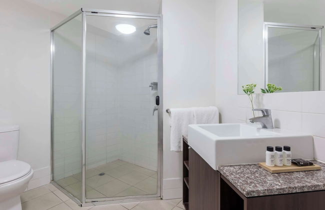 Oaks Brisbane Aurora Suites - Photo 25