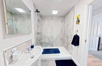 The Puffin Pad - Part of the The Bay Filey Holiday Village with pool, gym and direct beach access, pub, restaurant, tennis and meadows walks - Foto 6