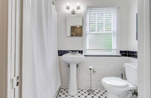 Rushing Bungalow - Steps from Swan Lake Morton - Foto 23