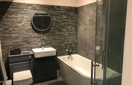 Modern 3 Bed Barn Conversion in Great Urswick - Foto 24