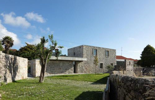 Casa dos Cabeçudos - Foto 1