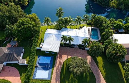 Pickleball, Heated Pool, Sauna,Bar! - Foto 1