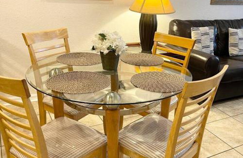 Family Friendly 3BR near Disney - Foto 4