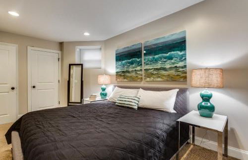 Garage Parking! Walk to Logan Square Station Plus Great Local Restaurants and Bars - Foto 24