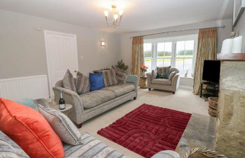 Hollymoor Hall Farm - Photo 9