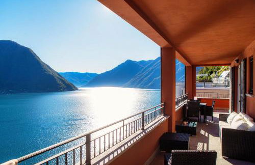 Rosso Sunset - by MyHomeInComo - Foto 1