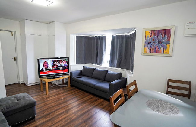 3BR Home Near Hounslow West Tube Station - Foto 11