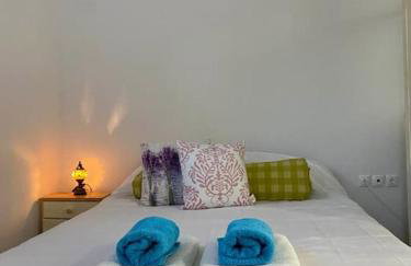 A modern farmhouse with big garden - Foto 13