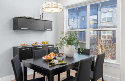 Rooftop Deck w Hot Tub Near Dining Ski Slopes The Lookout by AvantStay - Photo 10