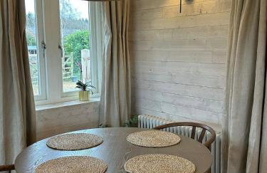 Luxury Boutique retreat, hot tub, dog friendly - Foto 34