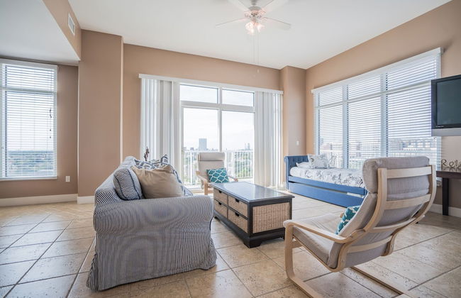 Sea it All Infinity Pool Ocean Views Steps From the Beach -- a Great Getaway - Foto 36