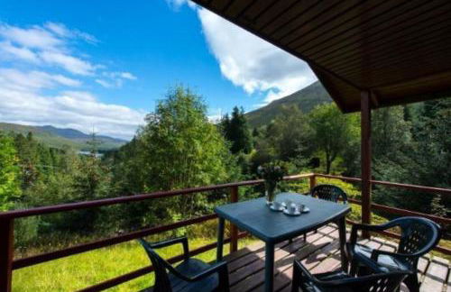 2 bedroom lodge with stunning loch mountain views - Foto 13