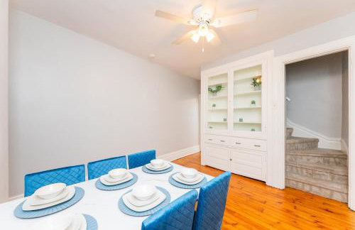 TWO town homes! 6 Bedrooms, 2 King beds, Walk to Eats - Foto 66