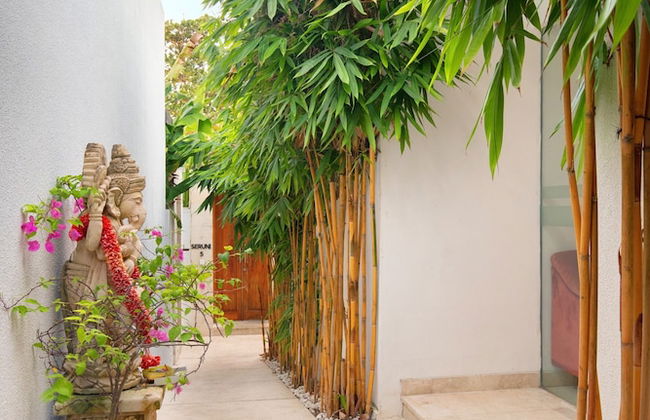 The Jimbaran Villa by Ini Vie Hospitality - Foto 60