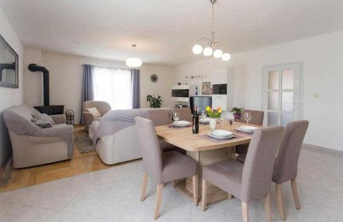 Villa Silence with pool Near Krka National Park - Foto 37