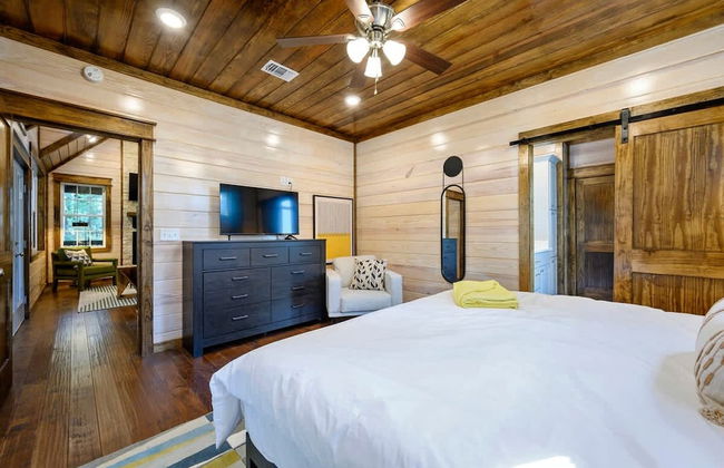 Family-friendly Broken Bow Cabin w spa Game Room - Foto 11