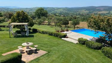 Tenuta Le Mandorlaie, Agriturismo in Scansano - Foto 1, Garden, Garden view