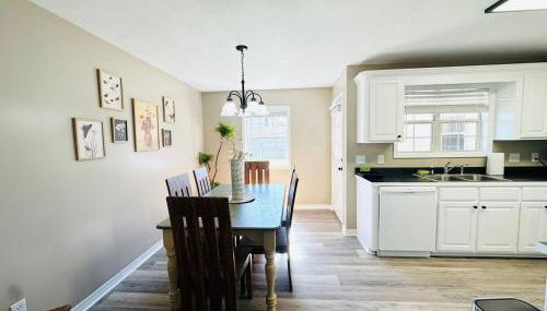 Eastgate 18B beautiful townhouse - Photo 4