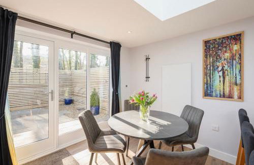 Laurel Lodge - Stylish Two Bed & Free Parking - Foto 27