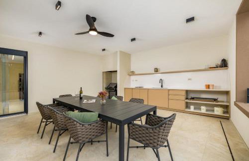 Villa Castanea by Villsy - Photo 19