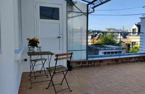 Terrasse 25m - Flat Cosy & Calme - 5 min Gare & Vinci - Foto 6