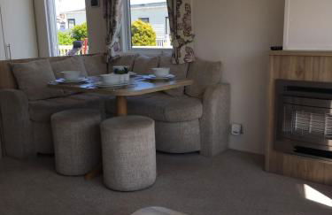 Two x 6 Berth static caravan on Lyons Robin Hood Rhyl North wales - Photo 30