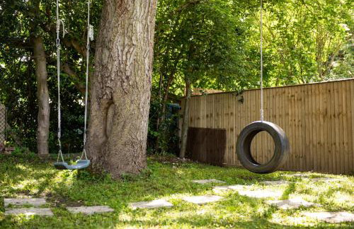 Walnut Flats-F3, 1-Bedroom with Stunning Garden View, AC, Parking, Netflix, WIFI - Close to Oxford, Bicester & Blenheim Palace - Foto 14