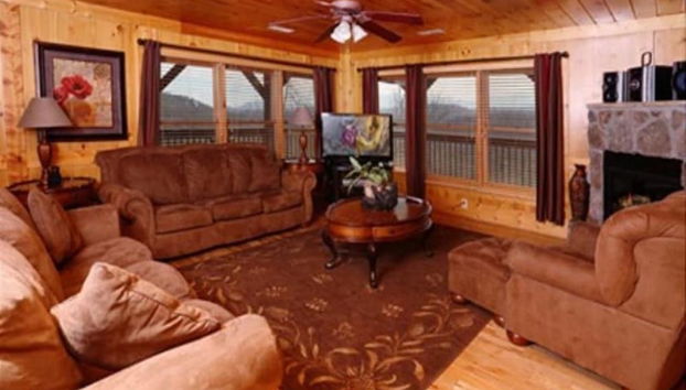 Spacious Party Hut Near Attractions by Redawning - Foto 4, Habitación