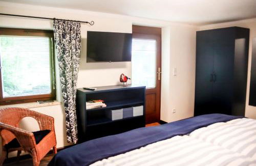 Waldsaumhütte mit Ausblick - Foto 6