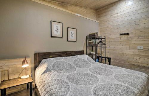 Modern Arcadia Farmhouse on 80 Acres with Fire Pit! - Foto 17