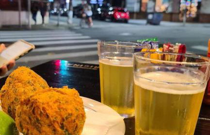 Santos, refúgio urbano em frente ao mar - Foto 24