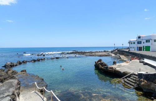 Casa Costa Jameos - apartamento frente al mar con vistas al océano - Foto 1