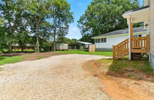 2BR Modern Southern Charm - Foto 17